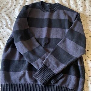 Brandy Melville sweater